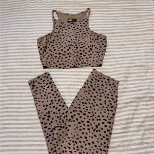Beach Riot Sport Cheetah Print Taupe Spot Leggings Set